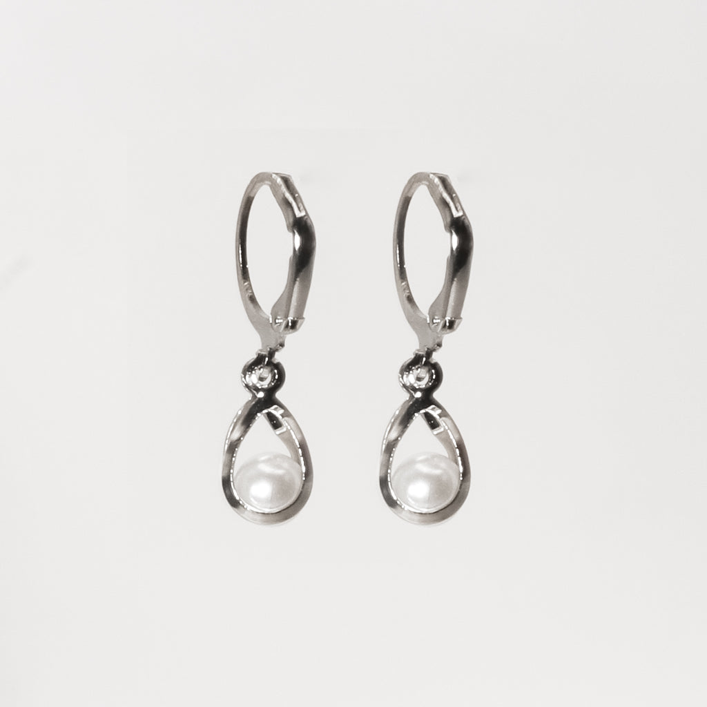 Silk Pearl Drop Earring