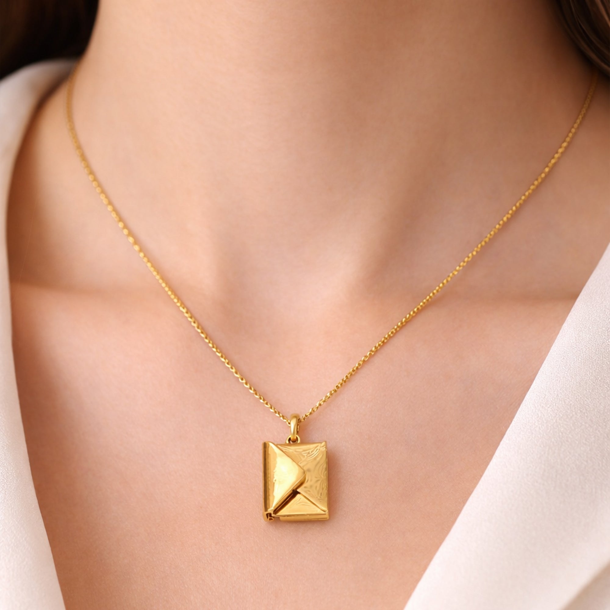 Inbox Pendant